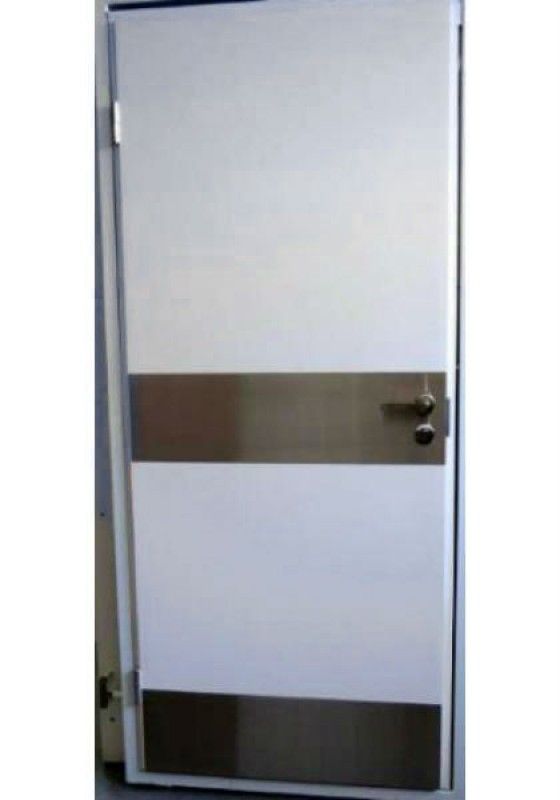 Отбойная пластина из нержавеющей стали 690х300